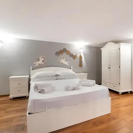 Apartment Borrelli House